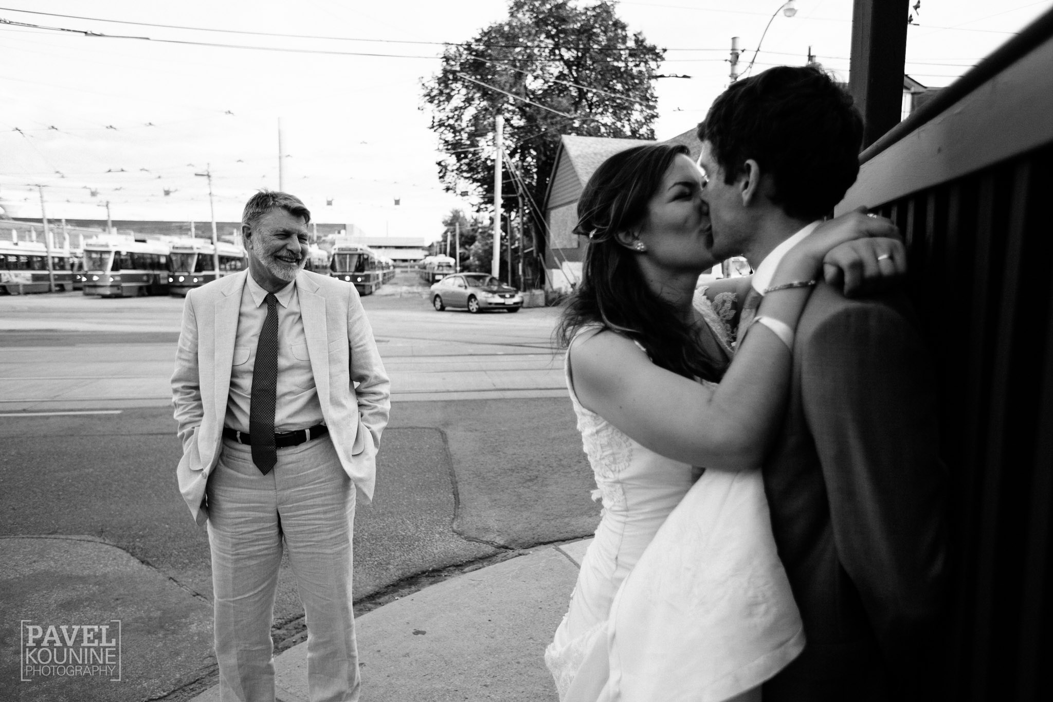 photojournalistic wedding photography toronto