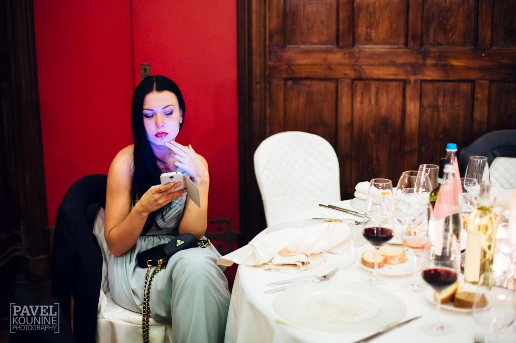 intimate documentary wedding photography