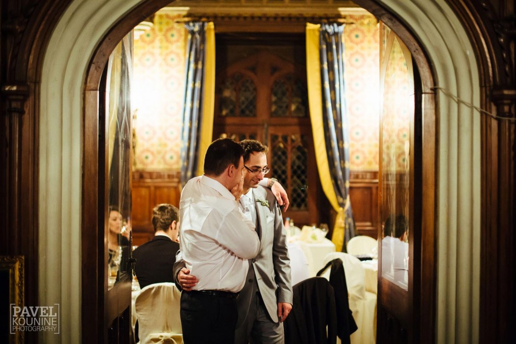 intimate documentary wedding photography